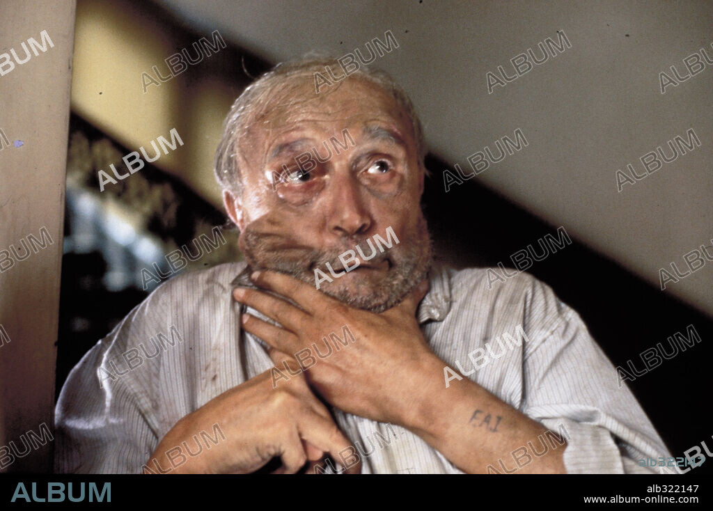 TONY LEBLANC en TORRENTE EL BRAZO TONTO DE LA LEY, 1998, dirigida por SANTIAGO SEGURA. Copyright ROCABRUNO/CARTEL.