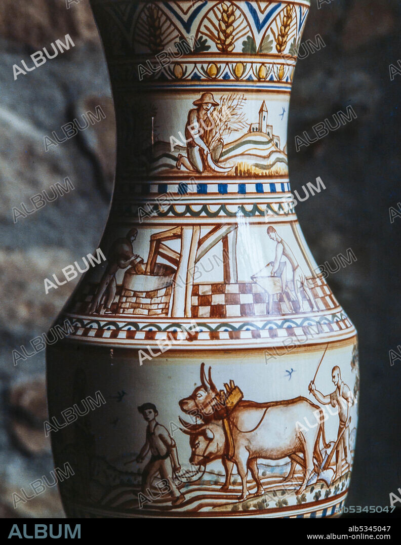 Josep Aragay i Blanchart / Jarrón decorado con escenas rurales, siglo XX. Museu Municipal Josep Aragay.