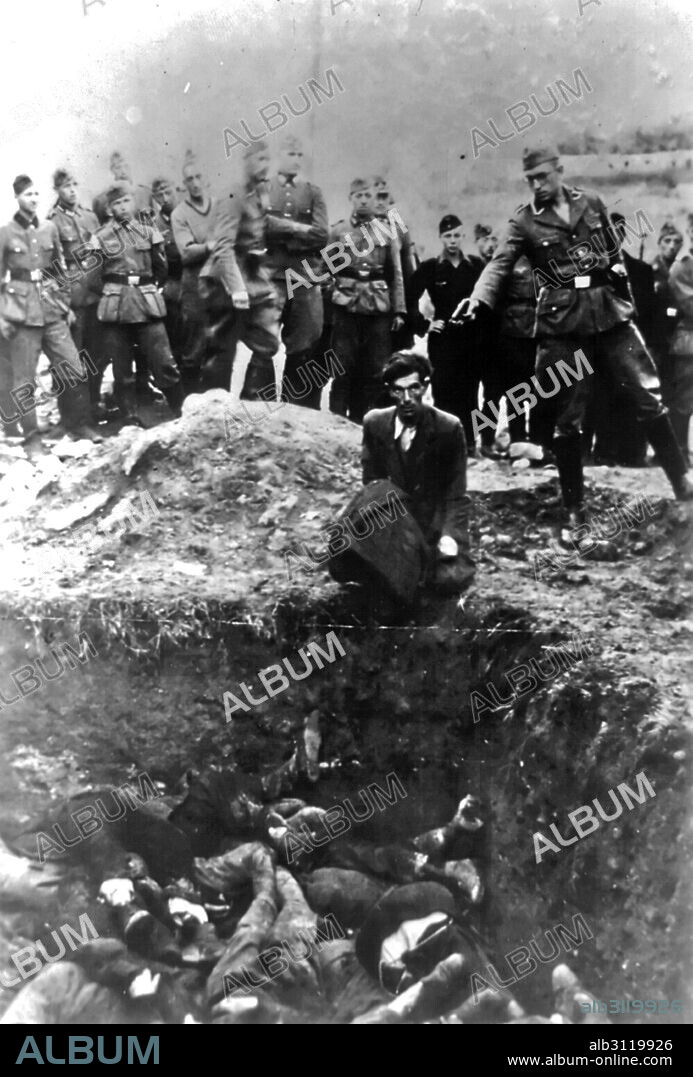 World war two holocaust: Jews from Vinnitsa, Ukraine executed by an unknown Einsatzgruppen D solider, 1941.