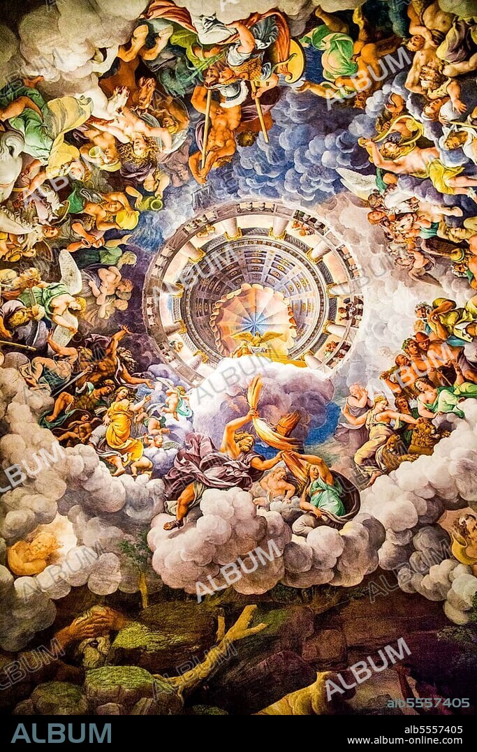 Most famous fresco of Mannerism: Giulio Romano's illusion invents a dome and dissolves the architecture of the room into the fall of the giants, Hall of the Giants, 1532, Palazzo Te, pleasure palace, Mantua, Lombardy, Italy, Mantua, Lombardy, Italy