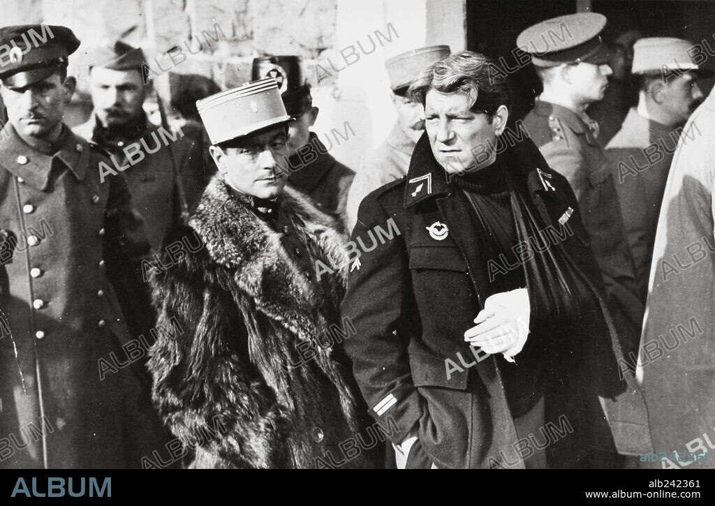 JEAN GABIN and PIERRE FRESNAY in THE GRAND ILLUSION, 1937 (LA GRANDE ILLUSION), directed by JEAN RENOIR. Copyright REALISATIONS D'ART CINEMATOGRAPHIQUE.