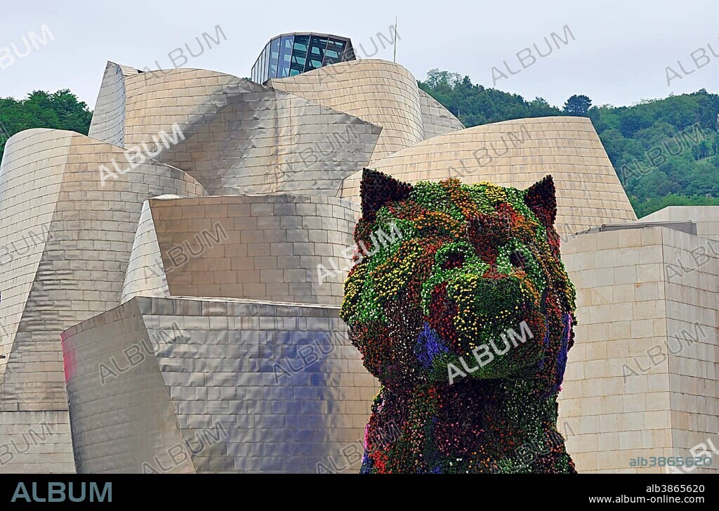 Puppy, sculpture by Jeff Koons in front of Guggenheim Museum, Bilbao, Basque Country, Spain
