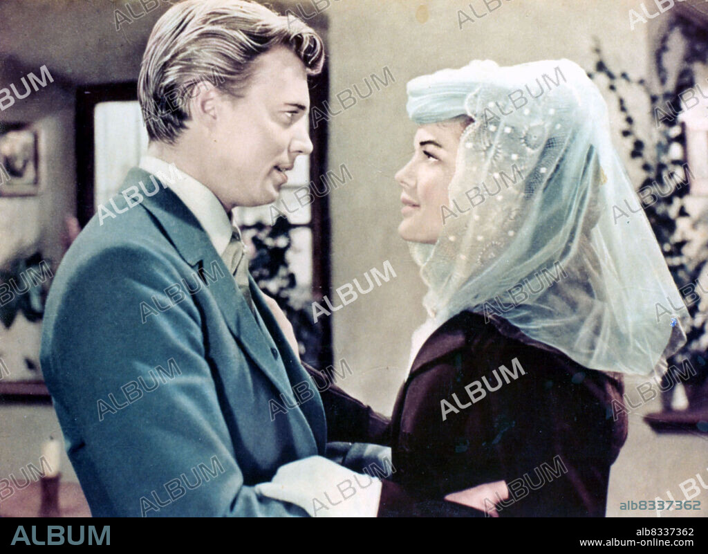 KARLHEINZ BOEHM und ROMY SCHNEIDER in SISSI-SCHICKSALSJAHRE EINER KAISERIN, 1957, unter der Regie von ERNST MARISCHKA. Copyright ERMA FILM.