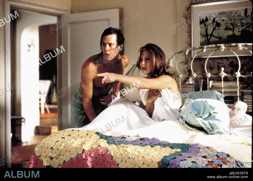 JENNIFER ANISTON and KEVIN BACON in PICTURE PERFECT, 1997, directed by GLENN GORDON CARON. Copyright 20TH CENTURY FOX / WETCHER, BARRY.