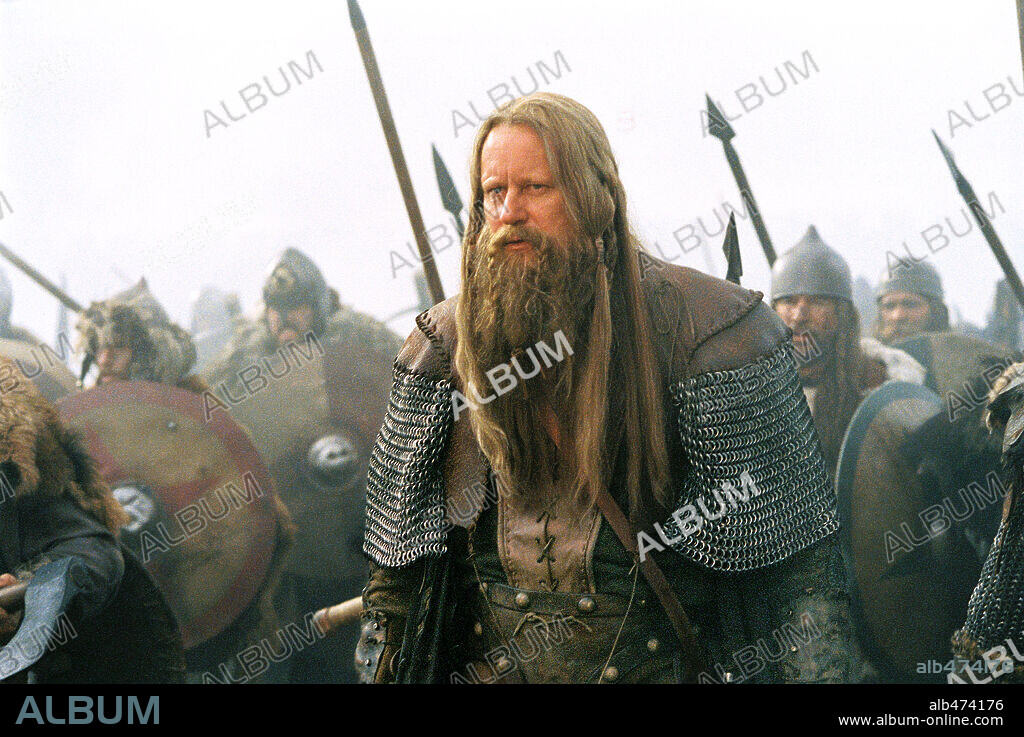 STELLAN SKARSGARD en EL REY ARTURO, 2004 (KING ARTHUR), dirigida por ANTOINE FUQUA. Copyright TOUCHSTONE PICTURES.