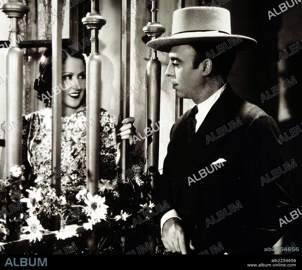PELICULA : TORBELLINO , 1941. DIRECTOR , LUIS MARQUINA. ACTORES , ESTRELLITA CASTRO , MANUEL LUNA.