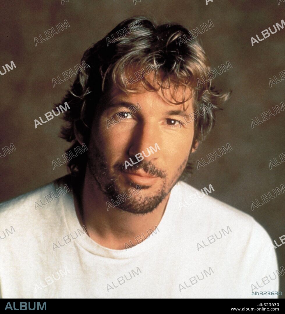 RICHARD GERE in AND THE BAND PLAYED ON, 1993, directed by ROGER SPOTTISWOODE. Copyright HOME BOX OFFICE/ODYSSET ENT.