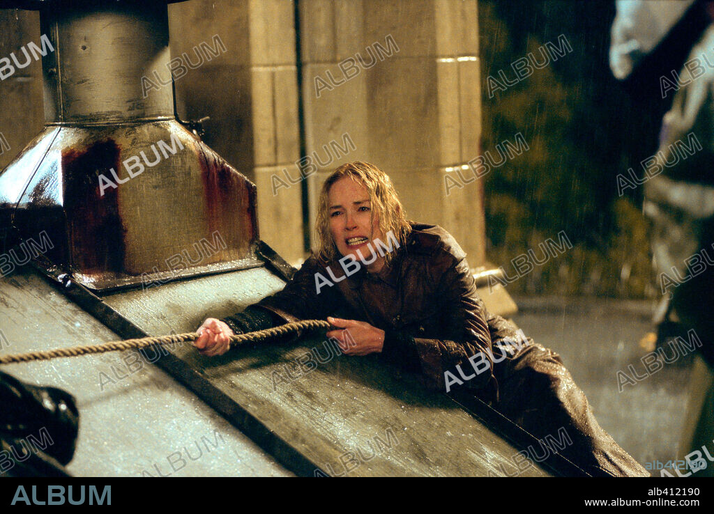 SHARON STONE en LA CASA, 2003 (COLD CREEK MANOR), dirigida por MICHAEL FIGGIS. Copyright RED MULLER PROD/TOUCHSTONE PICTURES.