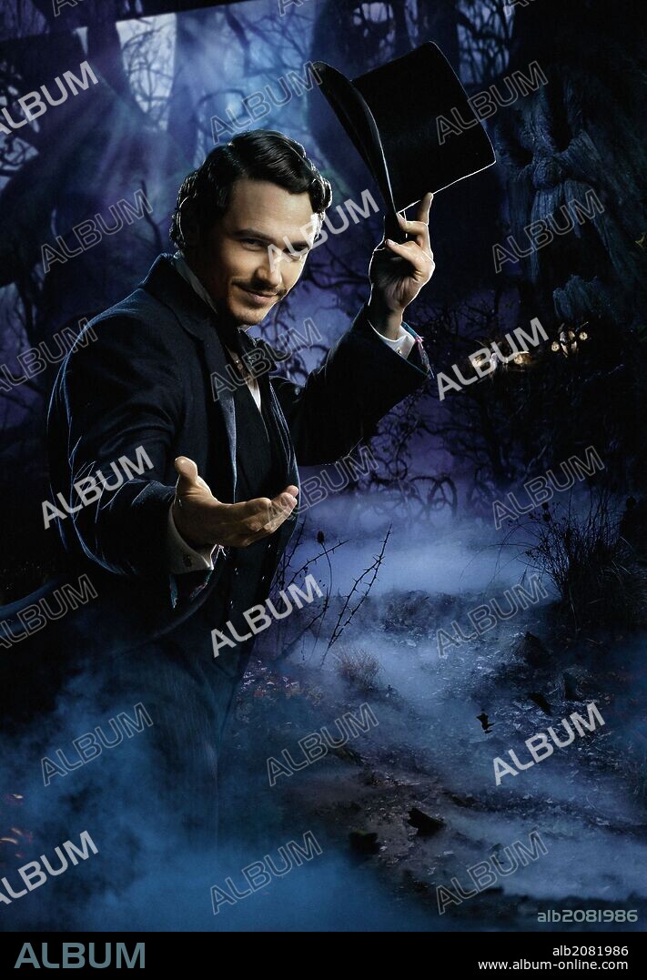 JAMES FRANCO in OZ THE GREAT AND POWERFUL, 2013, directed by SAM RAIMI. Copyright ROTH FILMS/ WALT DISNEY PICTURES.
