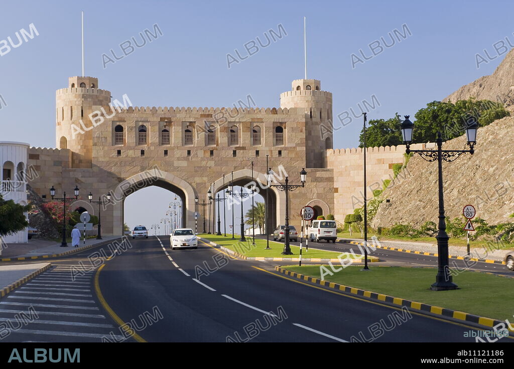 Muscat Gate, entrance to the city, Muscat, Oman, Middle East.