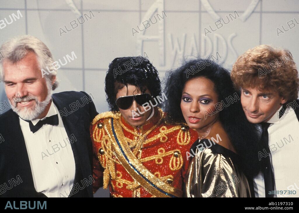 Nov 06, 1984; Los Angeles, CA, USA; Singers KENNY ROGERS, MICHAEL JACKSON, DIANA ROSS and BARRY MANILOW at the American Music Awards. 06/11/1984