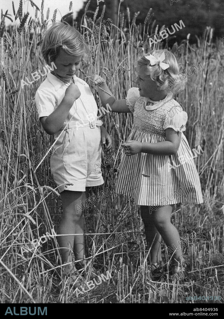 Duke of Kent & Princess Alexandra. September 5, 1939. (Photo by British International Photos).