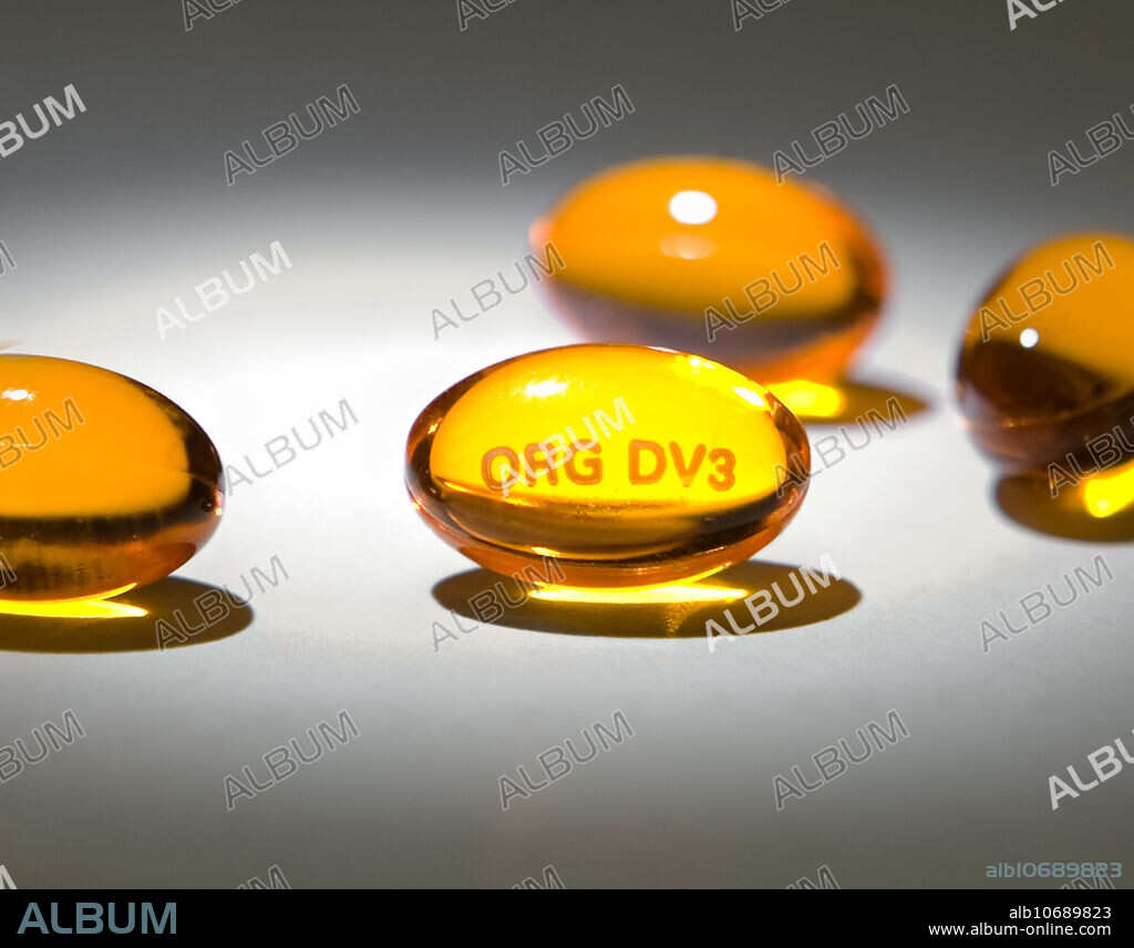 Andriol capsules contain testosterone undecanoate. This drug is administered to replace testosterone for patients with low testosterone levels.