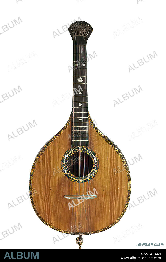 C. H. Böhm, Böhm-Waldzither Mod. 2), spruce, rosewood, beech, maple, mother of pearl, nickel silver, brass, metal, Total: length: 670 mm; width: 320 mm; depth: 75 mm, label (instrument making): glued into the body of the instrument: Böhm's Waldzither and Walddoline, Hamburg 5, Steintorweg 2, stringed instruments.