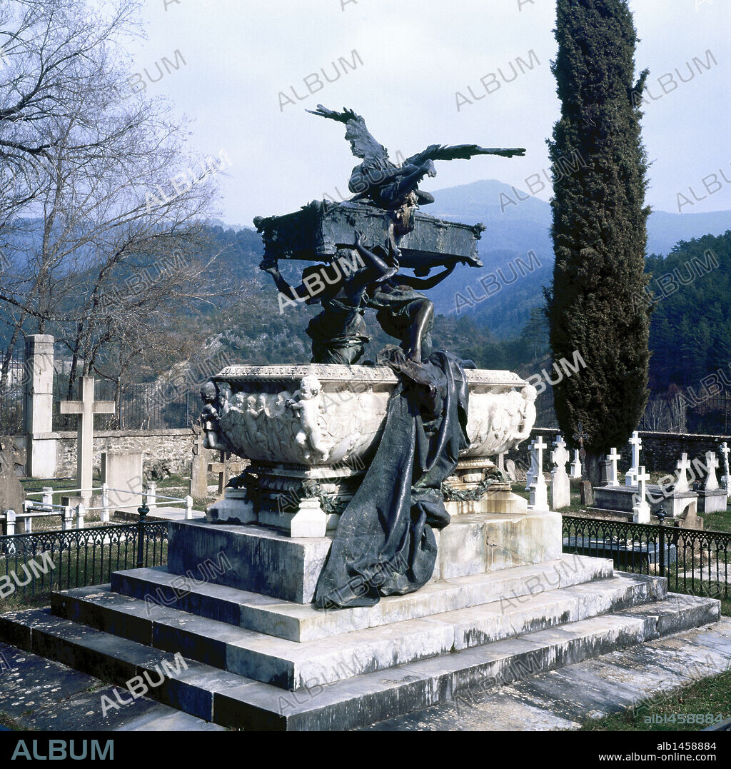 Julian  Gayarre (1844-1890). Spanish tenor. Gayarre mausoleum in bronze sculpted by Mariano Benlliure (1862-1947). Roncal. Navarra. Spain.