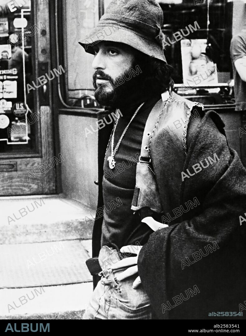 AL PACINO in SERPICO, 1973, directed by SIDNEY LUMET. Copyright PARAMOUNT PICTURES.