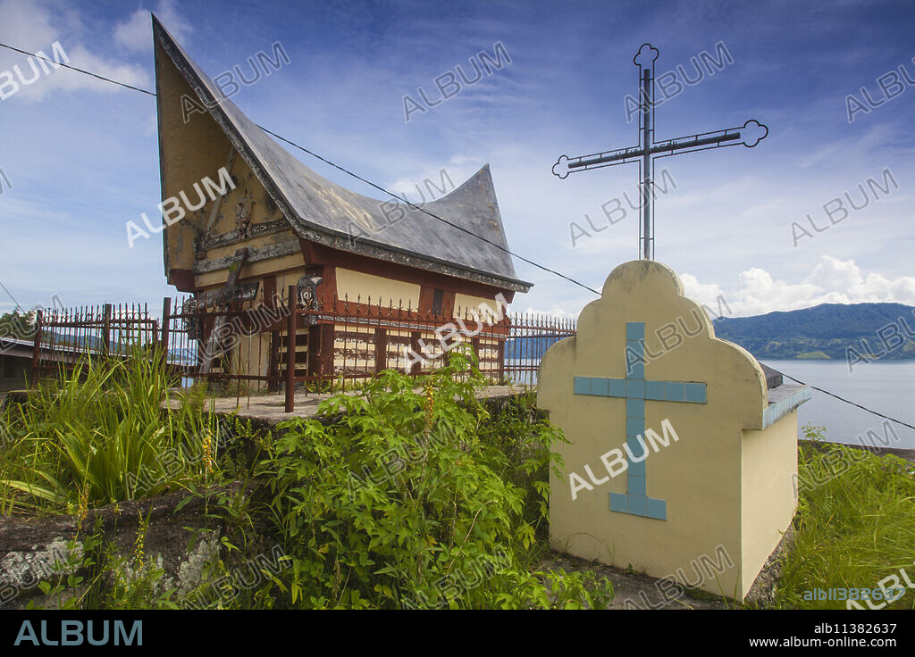 Batak Tombs, Lake Toba, Samosir Island, Sumatra, Indonesia, Southeast Asia, Asia.