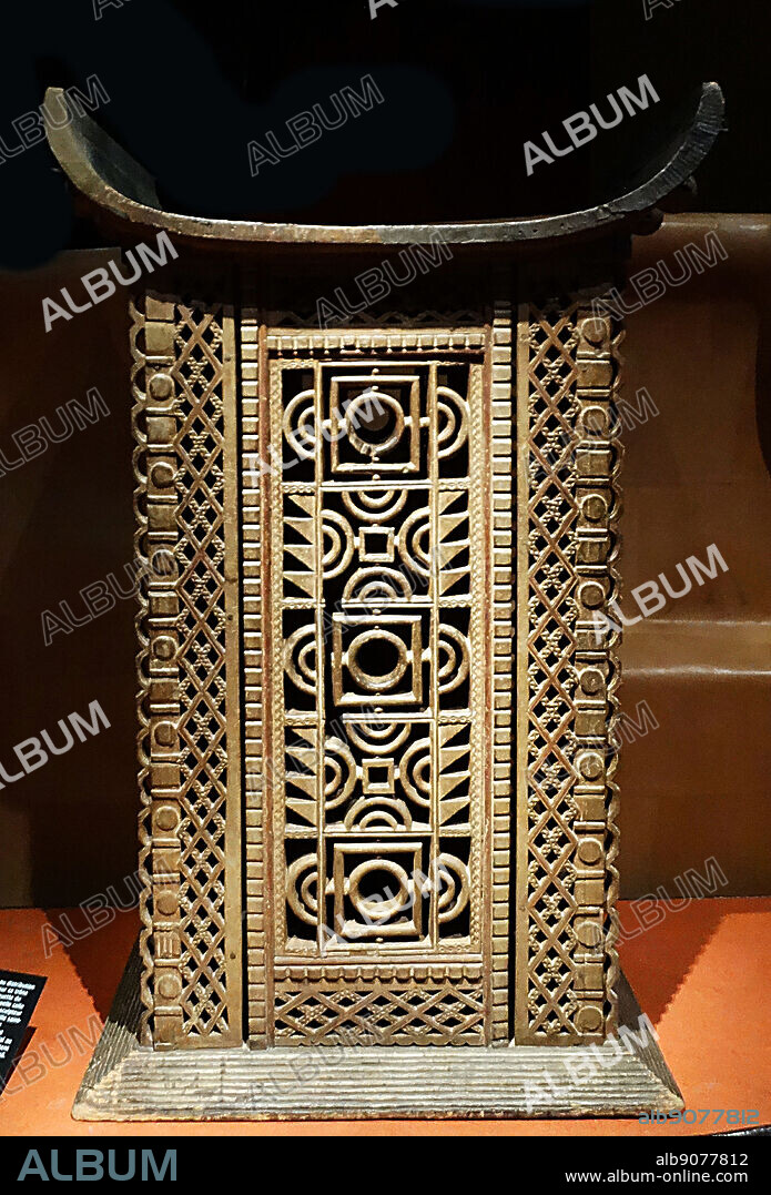 Wood and metal throne of King Ghezo of Benin, Africa. Dated 17th Century.