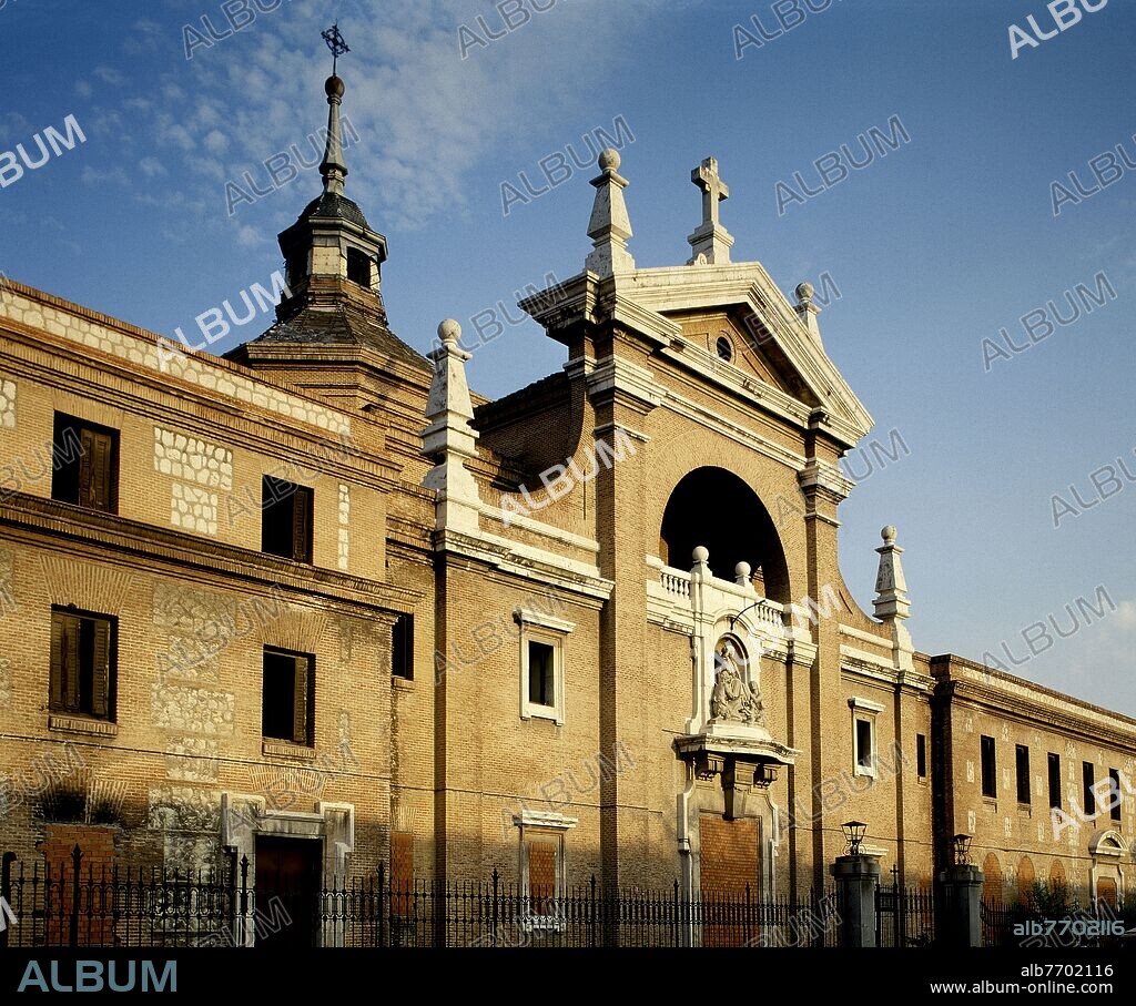 LUIS BELLIDO GONZÁLEZ. IGLESIA DEL CONVENTO DE LAS REPARADORAS SITUADA EN LA AVENIDA DE BURGOS Nº 10 - 1920 - MONUMENTO NACIONAL DESDE DICIEMBRE DE 1978.