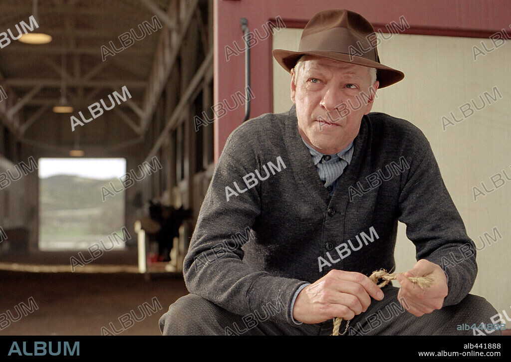 CHRIS COOPER in SEABISCUIT, 2003, directed by GARY ROSS. Copyright UNIVERSAL PICTURES/DREAMWORKS SKU/SPYGLASS ENT/LANGER THAN L / DUHAMEL, FRANÇOIS.