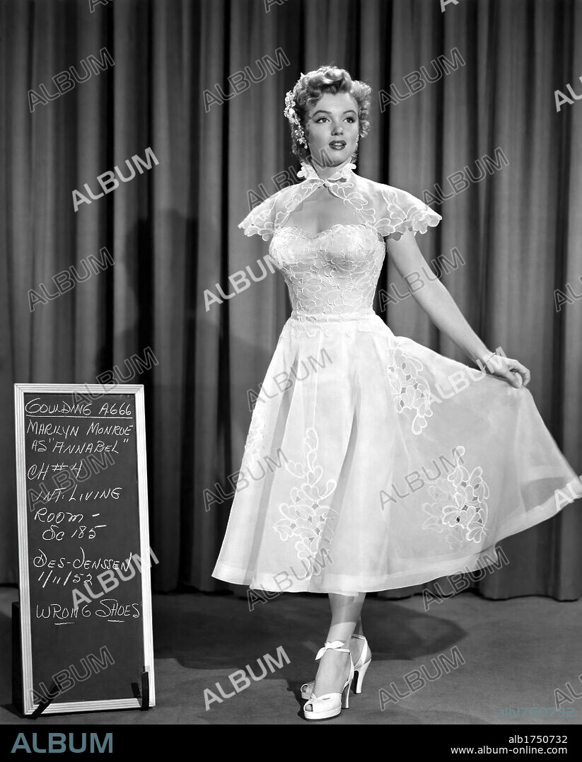 NORMA JEAN BAKER. MARILYN MONROE en NO ESTAMOS CASADOS, 1952 (WE'RE NOT MARRIED!), dirigida por EDMUND GOULDING. Copyright 20TH CENTURY FOX.