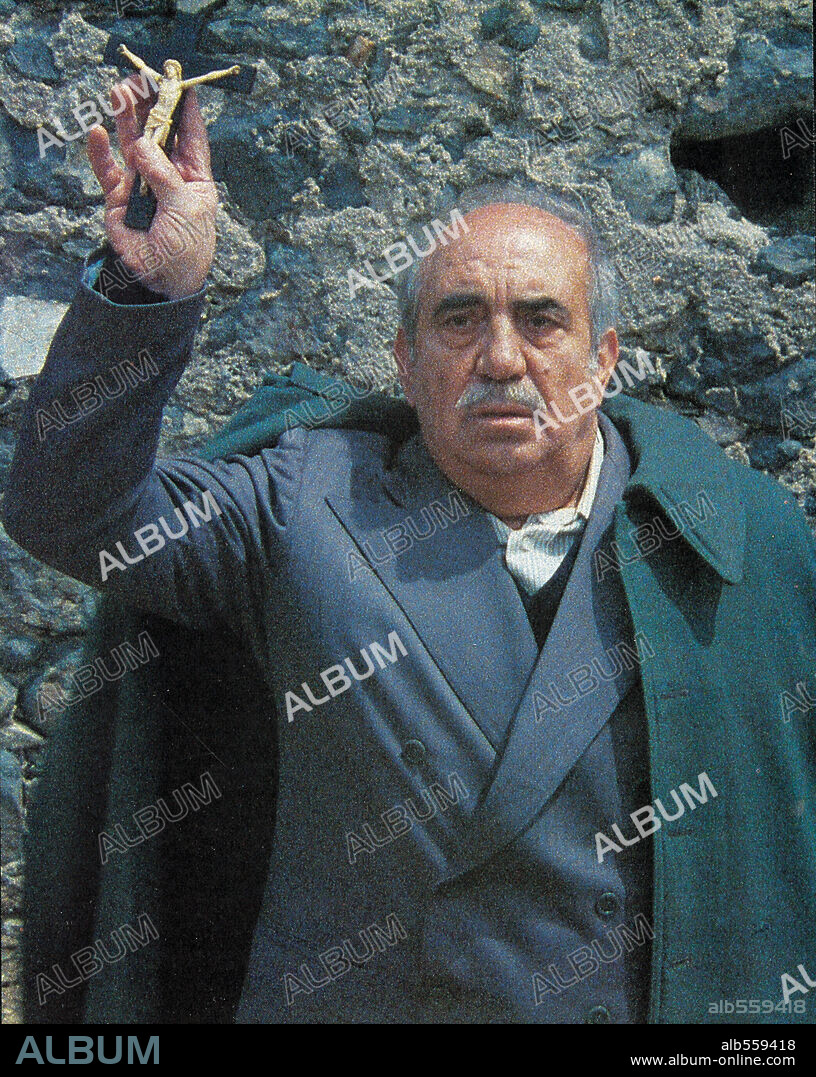 ANTONIO FERRANDIS in MEMORIAS DEL GENERAL ESCOBAR, 1984. Copyright PLATA FILMS/PROFILMAR.