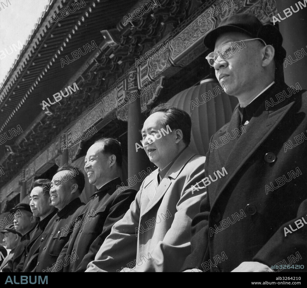 (right to left) Liu Shaoqi, Mao Zedong, Peng Chen, Zhu De, and Zhou Enlai on the Tienanmen rostrum.