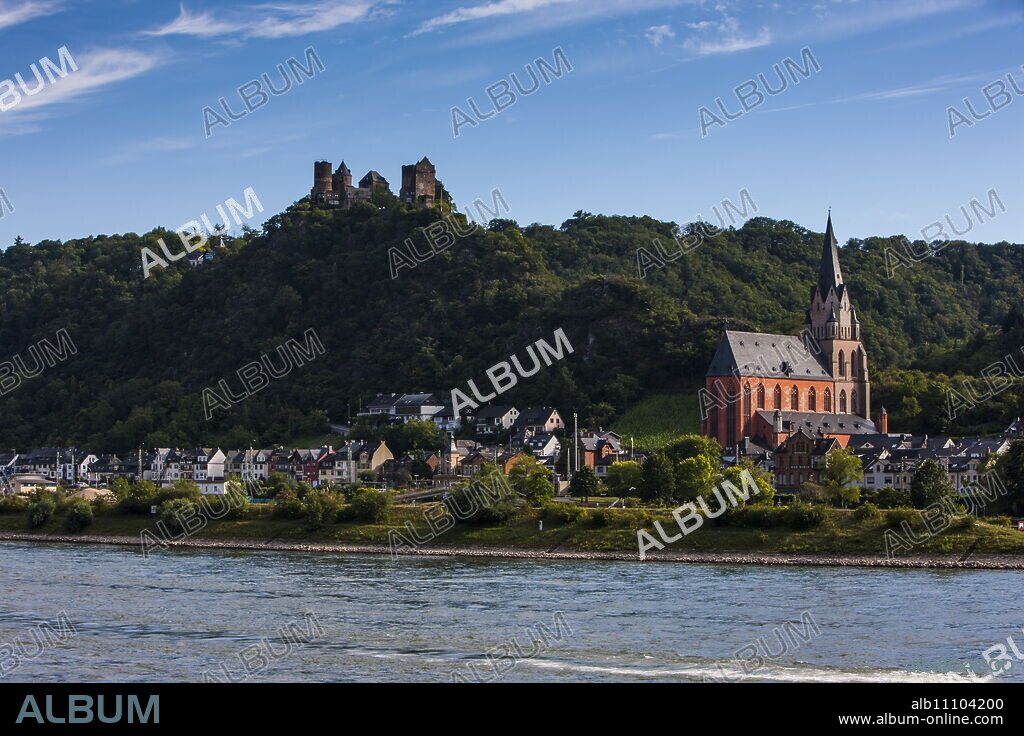 Castle Stahleck above the village of Bacharach in the Rhine valley, Rhineland-Palatinate, Germany, Europe.