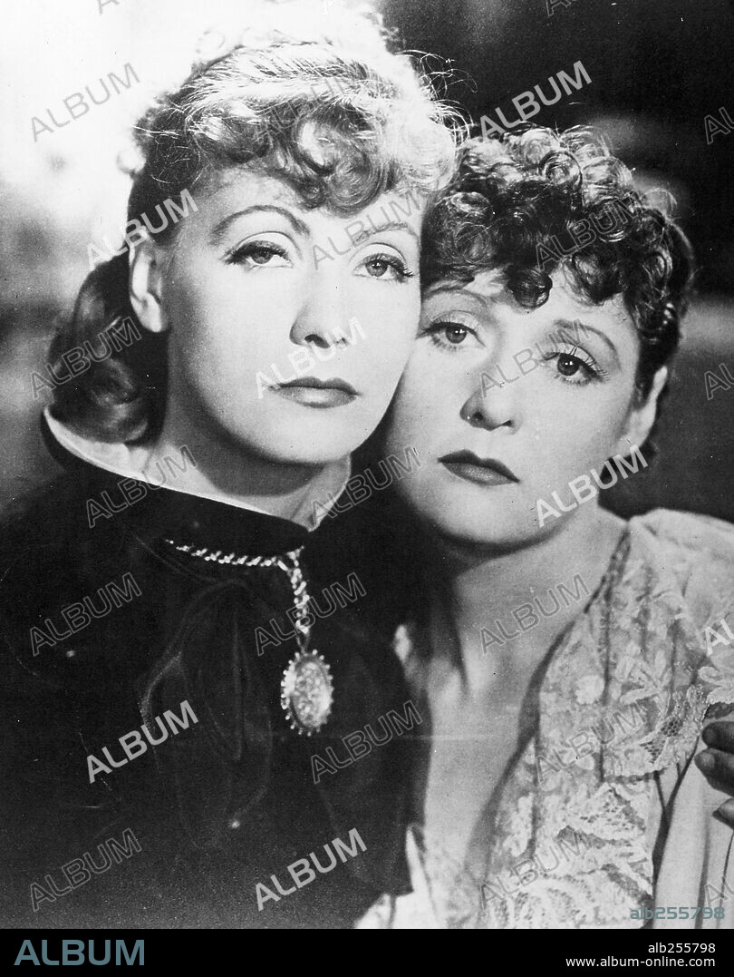 GRETA GARBO dans ANNA KARENINA, 1935, réalisé par CLARENCE BROWN. Copyright M.G.M.