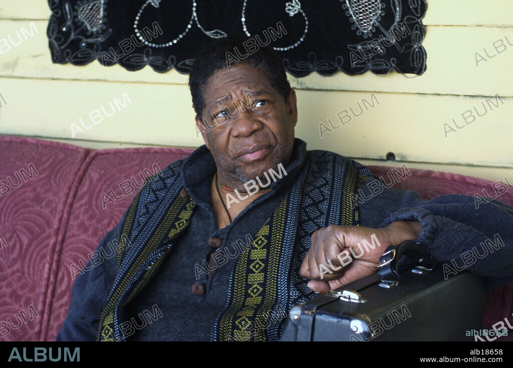 WILLIS BURKS II en KING OF CALIFORNIA, 2007, dirigida por MIKE CAHILL. Copyright MILLENNIUM FILMS/EMMETT/FURLA FILMS/KING OF CALIFORNIA PROD.