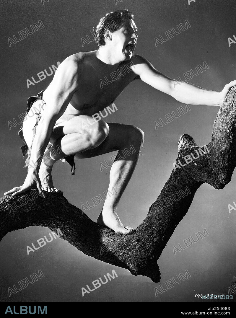 JOHNNY WEISSMULLER in TARZAN AND HIS MATE, 1934, directed by CEDRIC GIBBONS. Copyright M.G.M.