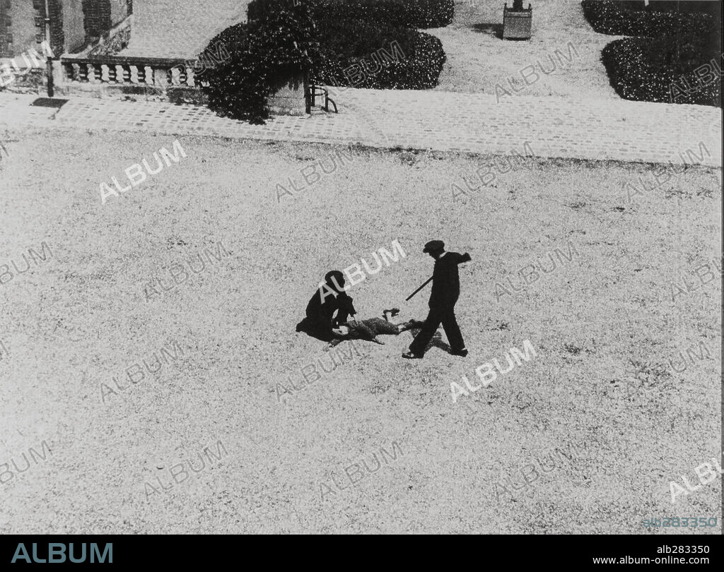 THE GOLDEN AGE, 1930 (L' AGE D'OR), directed by LUIS BUÑUEL. Copyright VICOMTE CHARLES DE NOAILLES.