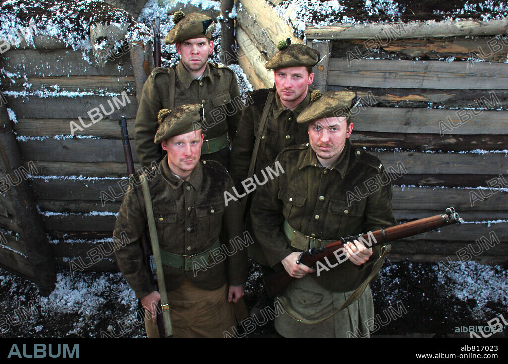 MERRY CHRISTMAS, 2005 (JOYEUX NOËL), directed by CHRISTIAN CARION. Copyright UGC FILMS.