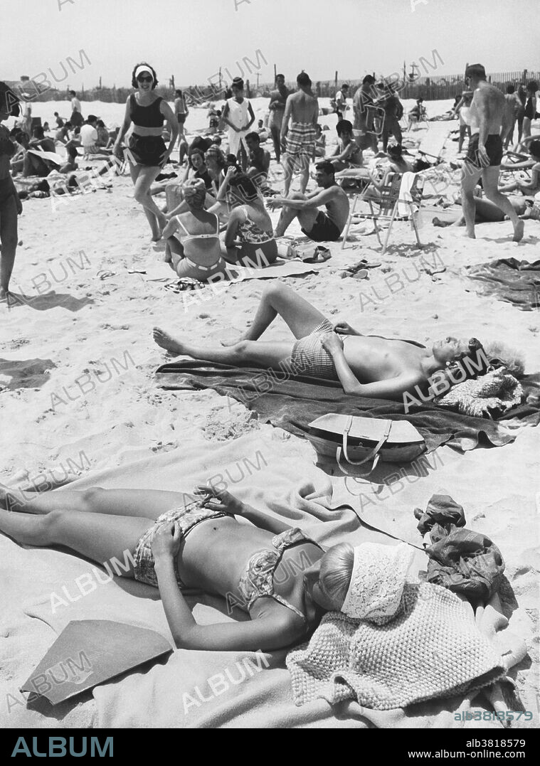 Sunbathers, 1963