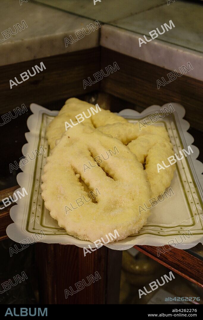 Orelletes, pasta tradicional ibicenca, Can Vadell, Ibiza, balearic islands, Spain.