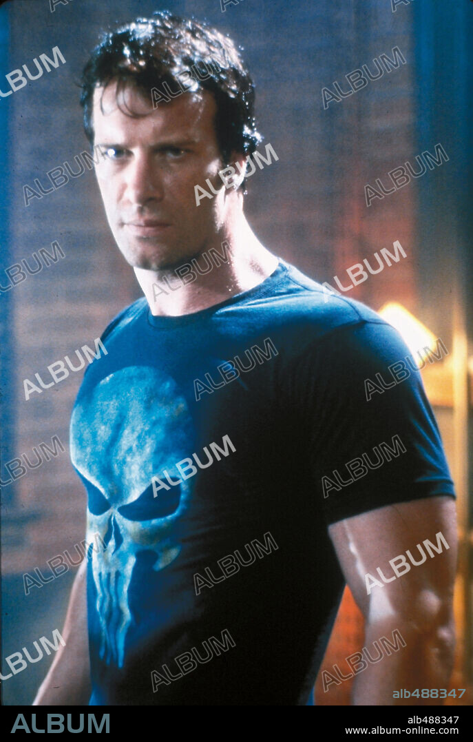 TOM JANE dans THE PUNISHER, 2004, réalisé par JONATHAN HENSLEIGH. Copyright ARTISAN ENTERTAINMENT / PAGE, GENE.