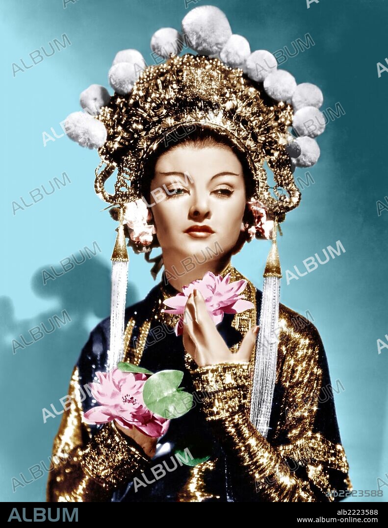 MYRNA LOY in THE MASK OF FU MANCHU, 1932, directed by CHARLES J. BRABIN and CHARLES VIDOR. Copyright M.G.M.