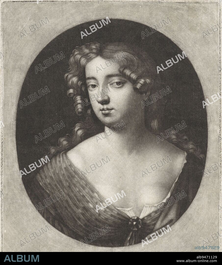 Portrait of Mary Davis, Gerard Valck, after Peter Lely (Sir), 1662 - 1726, Portrait of the actress Mary Davis. She was one of the mistresses of Charles II, King of England., print maker: Gerard Valck, (mentioned on object), intermediary draughtsman: Peter Lely (Sir), (mentioned on object), Amsterdam, 1662 - 1726, paper, h 195 mm × w 138 mm.