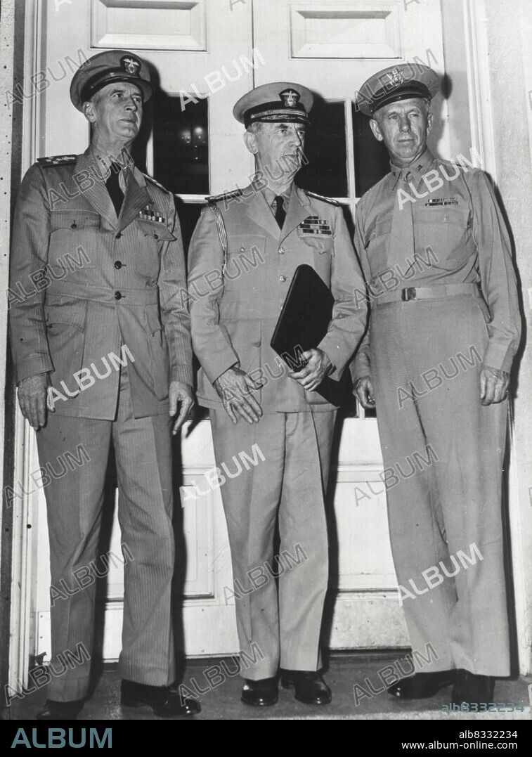War Heads Confer With Roosevelt.Pictured as they arrived at the White House in Washington for a conference with President Roosevelt are, left to right: Admiral Ernest J. King, Commander-in Chief of the U. S. Fleet and Chief of Naval Operations; Admiral William D. Leahy, President Roosevelt's personal Chief of Staff; and General George C. Marshall, U. S. Army Chief of Staff. November 1, 1942. (Photo by Interphoto News Pictures, Inc).