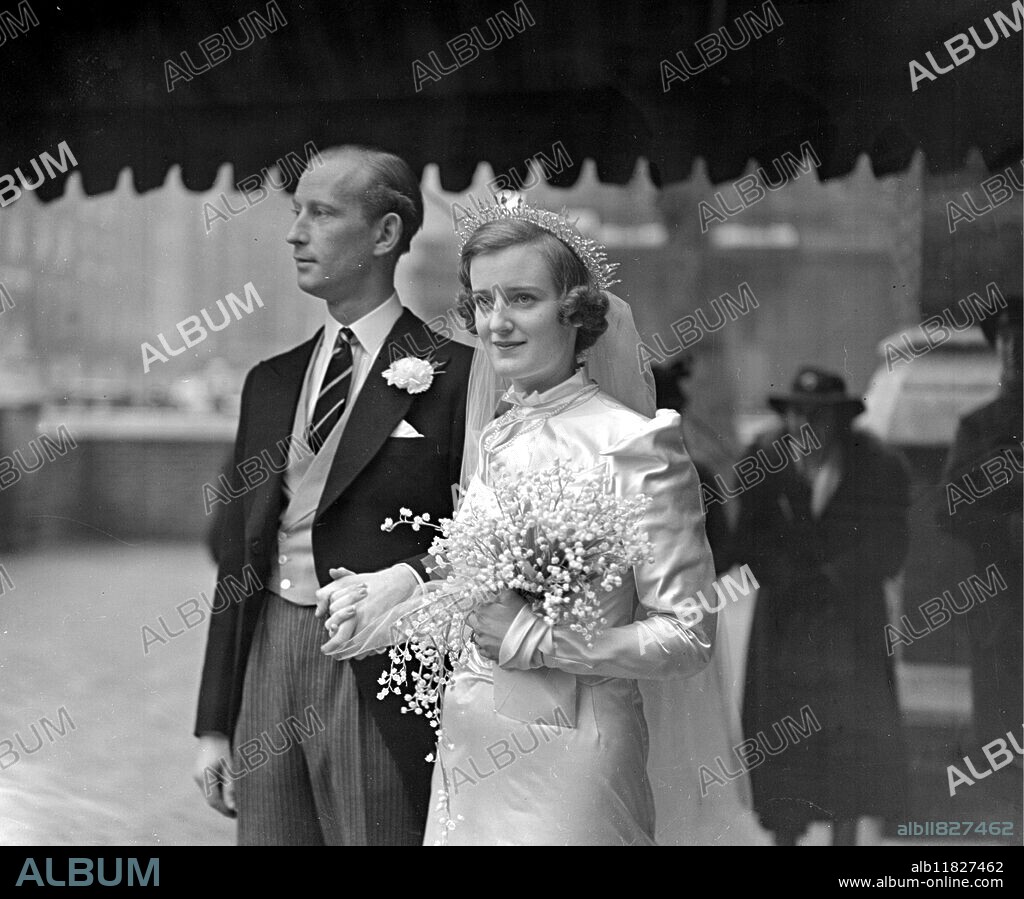 Wedding of Mr Ian Archibald De Hoghton Lyle And honourable Lydia Yarde Buller at saint Paul's, knightsbridge. 26th January, 1938.