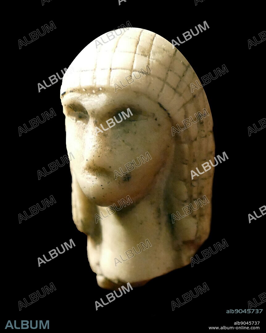Photograph of the Venus of Brassempouy (la Dame de Brassempouy), a fragmentary ivory figurine from the Upper Palaeolithic. It was discovered in a cave at Brassempouy, France in 1892. About 25,000 years old, it is one of the earliest known representations of a human face. Dated 27,000 BC.