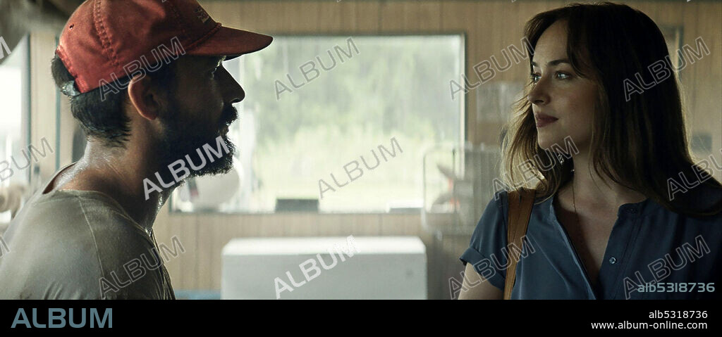 DAKOTA JOHNSON y SHIA LABEOUF en LA FAMILIA QUE TU ELIGES, 2019 (THE PEANUT BUTTER FALCON), dirigida por MICHAEL SCHWARTZ y TYLER NILSON. Copyright Armory Films.