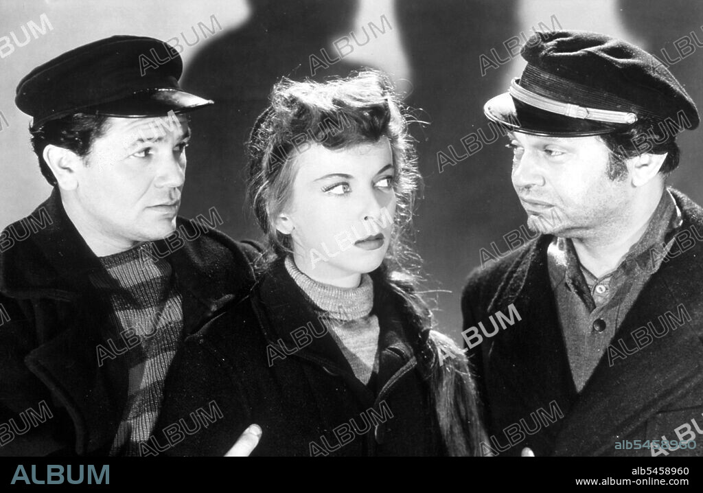 EDWARD G. ROBINSON, IDA LUPINO y JOHN GARFIELD en EL LOBO DE MAR, 1941 (THE SEA WOLF), dirigida por MICHAEL CURTIZ. Copyright WARNER BROTHERS.