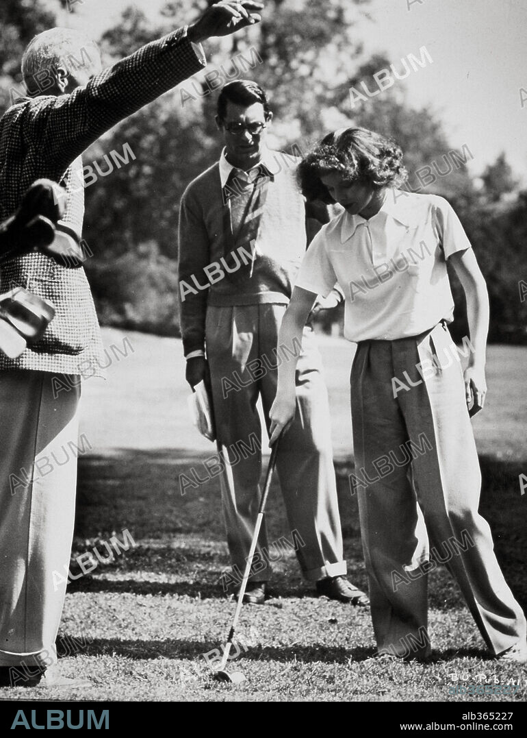 CARY GRANT, HOWARD HAWKS und KATHARINE HEPBURN in BRINGING UP BABY, 1938, unter der Regie von HOWARD HAWKS. Copyright RKO.