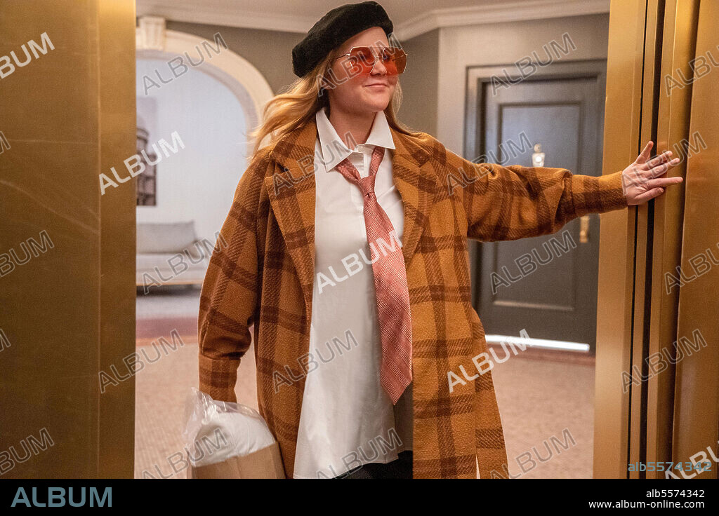 AMY SCHUMER en SOLO ASESINATOS EN EL EDIFICIO, 2021 (ONLY MURDERS IN THE BUILDING), dirigida por CHERIEN DABIS, DON SCARDINO y JAMIE BABBIT. Copyright 20TH CENTURY FOX TELEVISION.