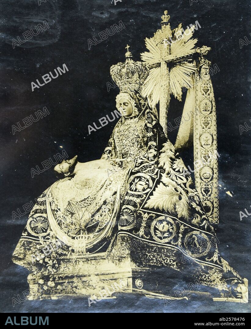 PEDRO DUQUE Y CORNEJO. Imagen de la Virgen de las Angustias, patrona de Granada.