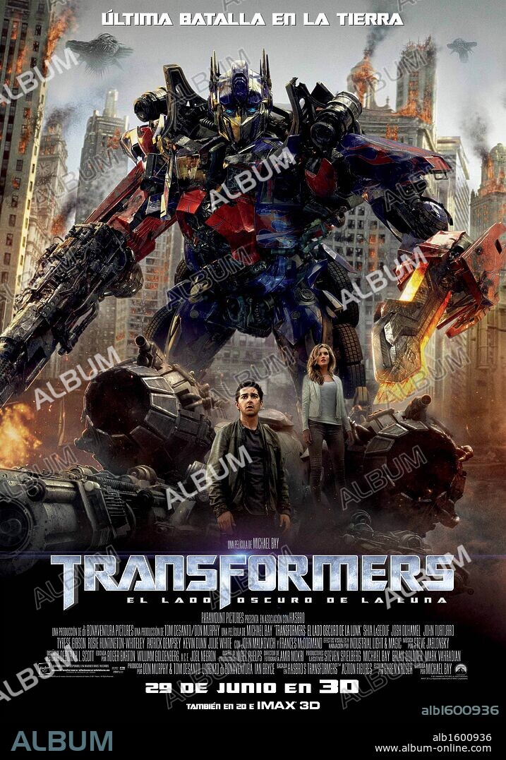 Poster of TRANSFORMERS: DARK OF THE MOON, 2011, directed by MICHAEL BAY. Copyright PARAMOUNT PICTURES.