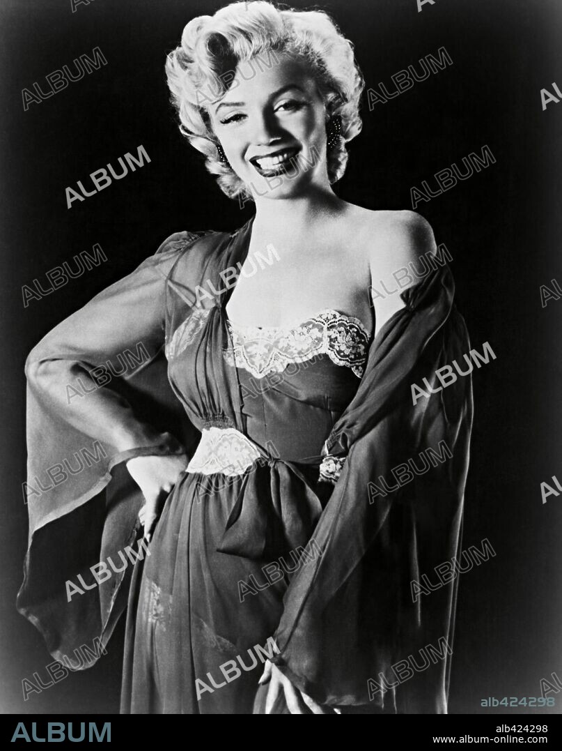 NORMA JEAN BAKER. MARILYN MONROE. 1952
