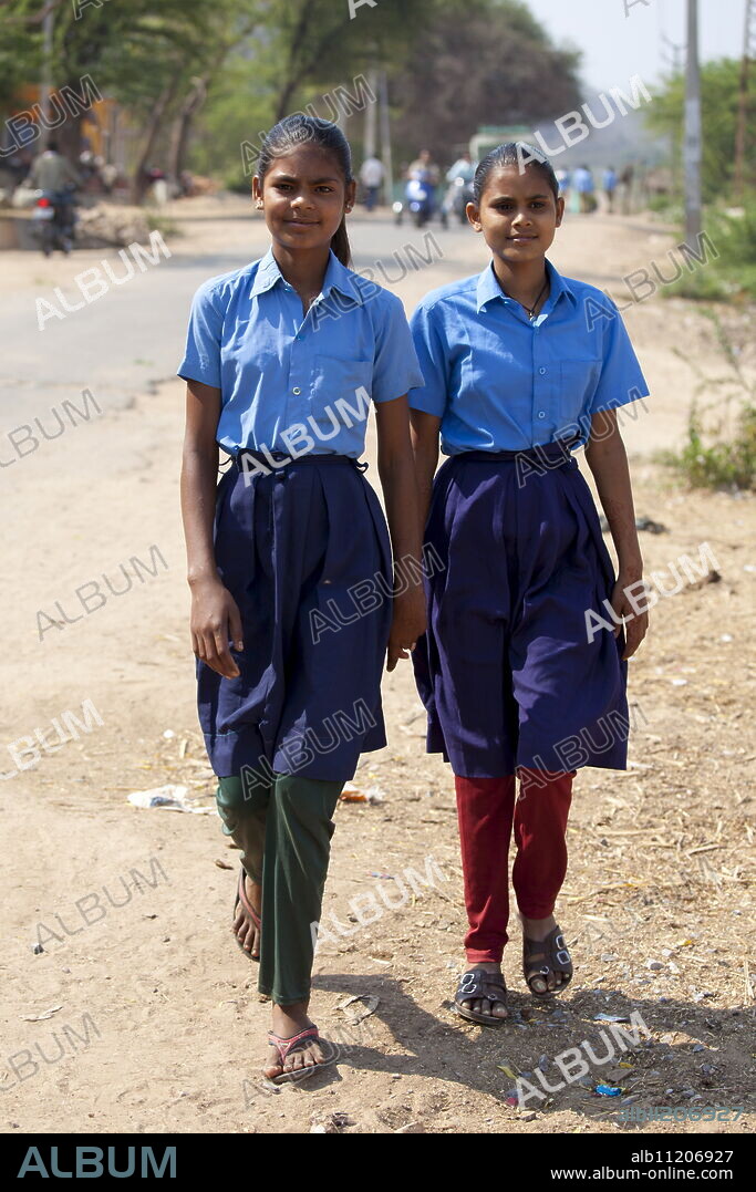 Indian schoolgirls in school uniform at Sawai Madhopur in Rajasthan, Northern India.