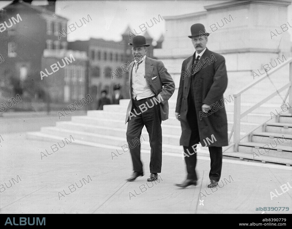 HARRIS & EWING. Albert Baird Cummins, Governor of Iowa, (Right), 1911. [US politician Albert B. Cummins, Governor of Iowa, 1902-1908; Senator, 1908-1926].